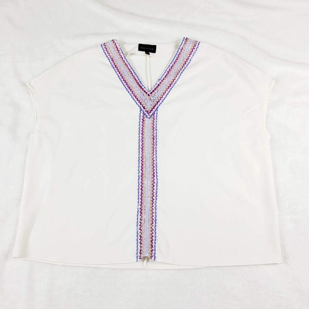 Embroidered V Neck Tunic Top Womens Size‎ M Cap Sleeve